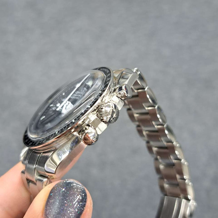 【批发】
欧米茄
311.30.42.30.01.005
速度大师
盒子 保修卡 图标 原装尼龙表带×1 原装表扣×1 原装延长表带×1