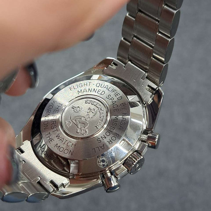 【批发】
欧米茄
311.30.42.30.01.005
速度大师
盒子 保修卡 图标 原装尼龙表带×1 原装表扣×1 原装延长表带×1