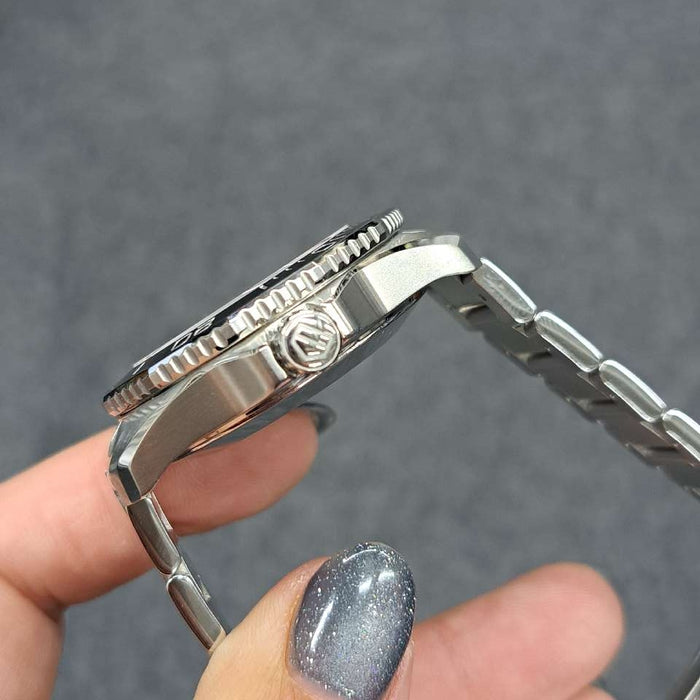 【WHOLESALES】
TAG HEUER 
WBP231C 
箱　ギャランティ