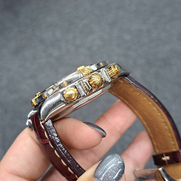 【WHOLESALES】
BREITLING 
B13356 
箱　ギャランティ　クロノメーター証