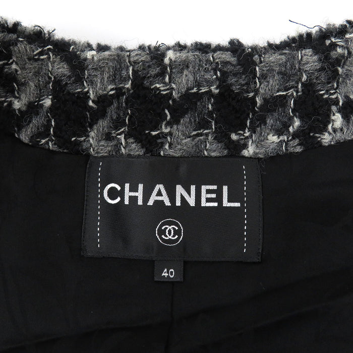 CHANEL 
CC Vネック フリンジ ウール 
ツイード ジップアップ ジャケット