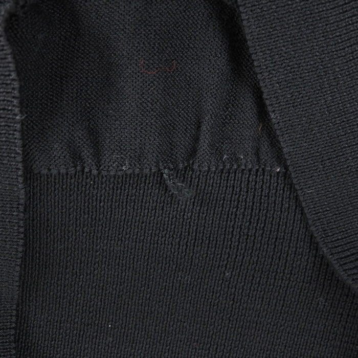 CHANEL 
COCO CC logo 5 19 31 
Gilet in maglia con logo Coco