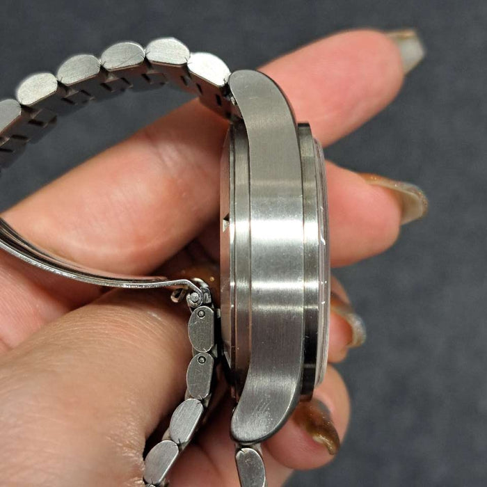 【WHOLESALES】
OMEGA 
内箱　ギャランティ(無記入)