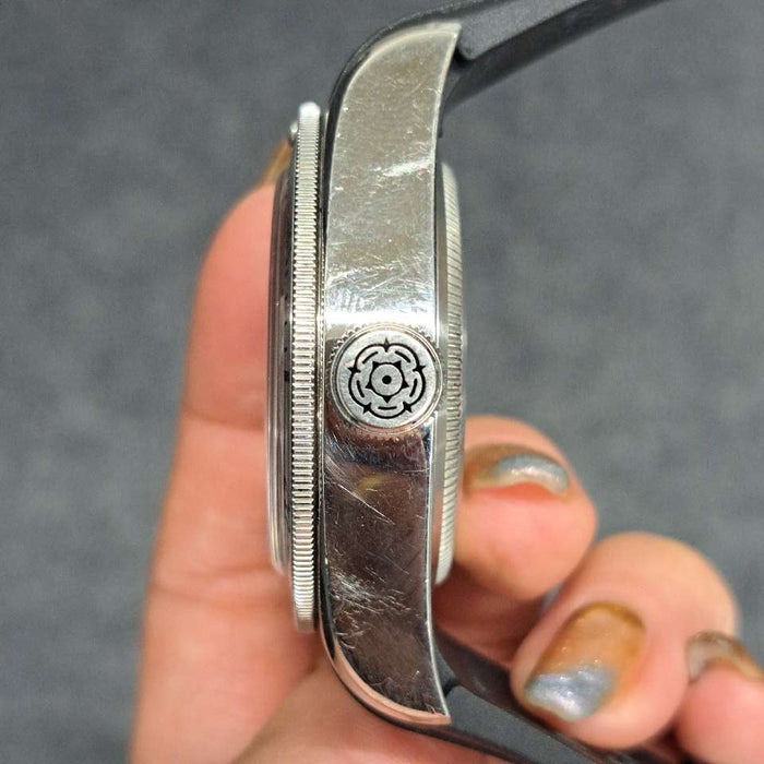 【WHOLESALES】
TUDOR 
79730 
箱　ギャランティ　純正ナイロンベルト×1(使用感小)