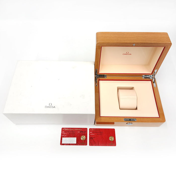 OMEGA  
Speedmaster 57 Chronograph  
With box and warranty card