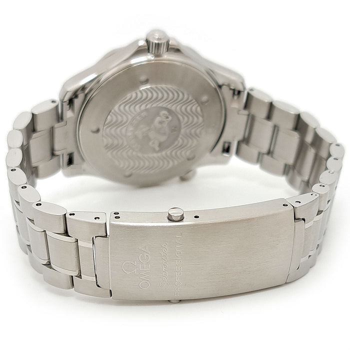 OMEGA  
Seamaster Professional  
With box and warranty card