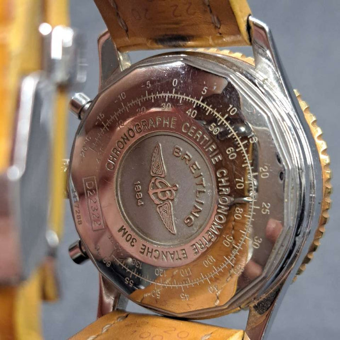 【WHOLESALES】
BREITLING
D22322
Box (inner box deteriorated), guarantee, chronometer certificate, service case, genuine leather belt ×1 (slight signs of use), genuine D buckle ×1