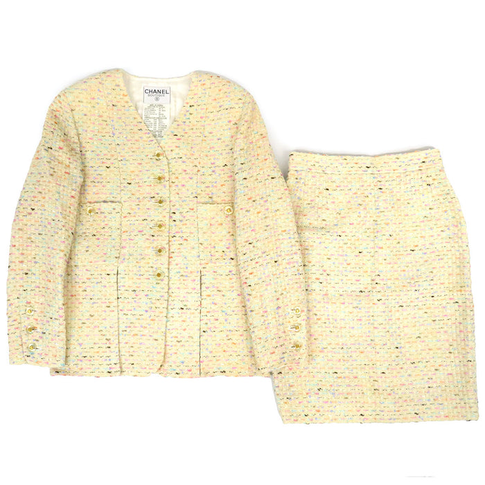 CHANEL 
COCO CC Bottone Coco Completo senza colletto con scollo a V 94P 
Set vintage in tweed con logo Coco