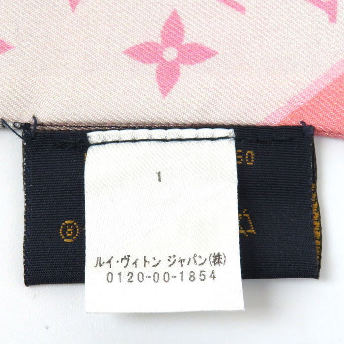 LOUIS VUITTON 
Écharpe en soie bandeau BB Let’s Go avec logo LV 
Monogramme