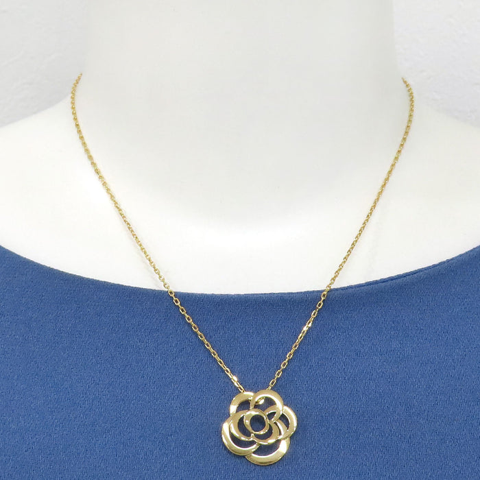 CHANEL 
カメリア ネックレス