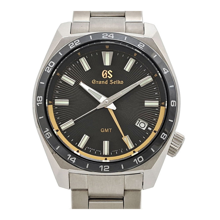 SEIKO 
Grand Seiko Sports Collection 
With Warranty Card