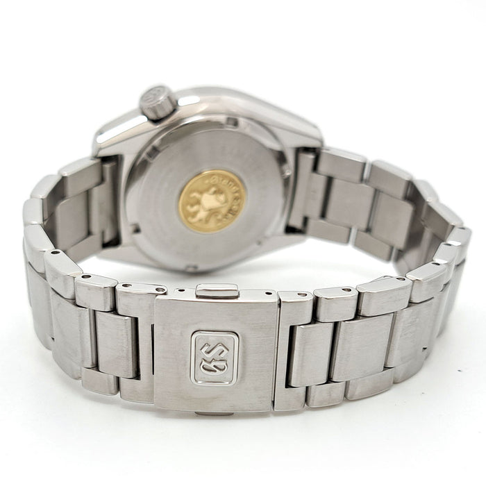 SEIKO 
Grand Seiko Sports Collection 
With Warranty Card