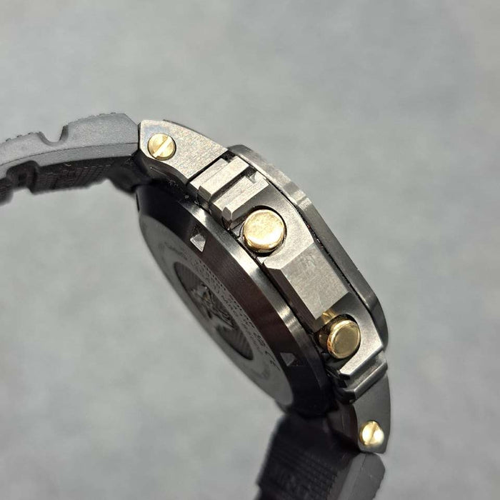 【WHOLESALES】
CASIO
MRG-B5000R-1JR
Box, Guarantee, Extended Warranty Card