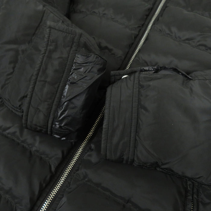 PRADA 
フード ジップアップ 
トライアングルロゴ ダウンジャケット