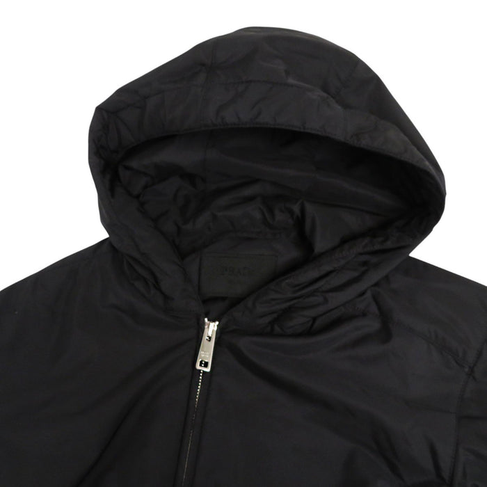 PRADA 
三角プレート 中綿 フーディ ジップアップ 
トライアングルロゴ ナイロンジャケット