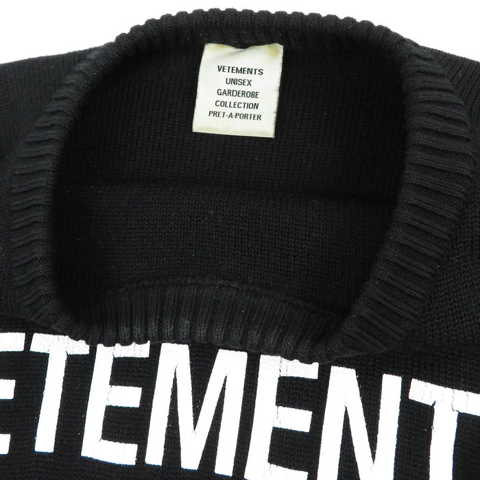 VETEMENTS 
VETEMENTS ウール 
ロゴ プリント ニット