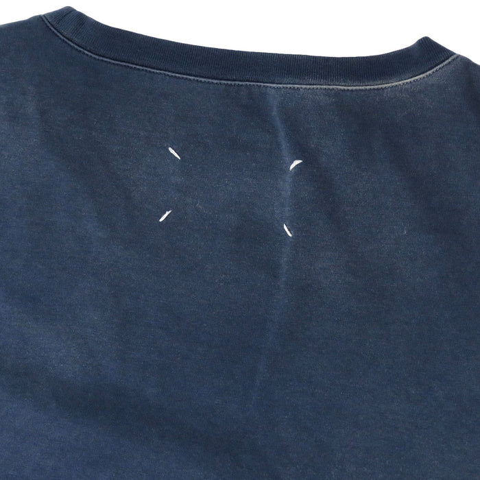 Maison Margiela  
破损加工  
宽松过染标志T恤