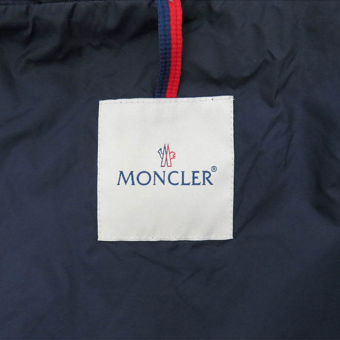 MONCLER 
徽章 花卉图案 
FOUCHER 镂空刺绣 尼龙夹克