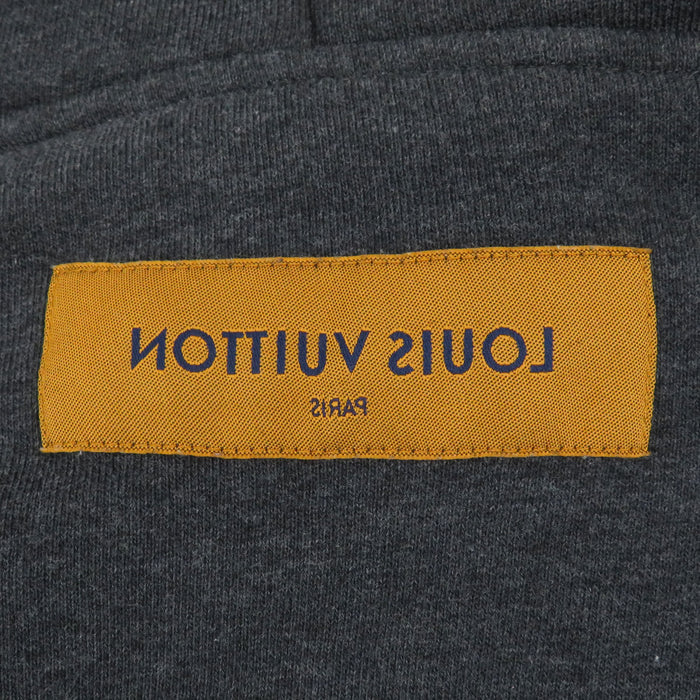 LOUIS VUITTON 
Felpa con cappuccio 
Felpa con stampa logo