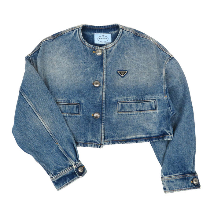 PRADA 
プレート ロゴボタン シルバーカラー金具 ブリーチデニム コットン 
トライアングル ロゴ ノーカラー デニムジャケット
