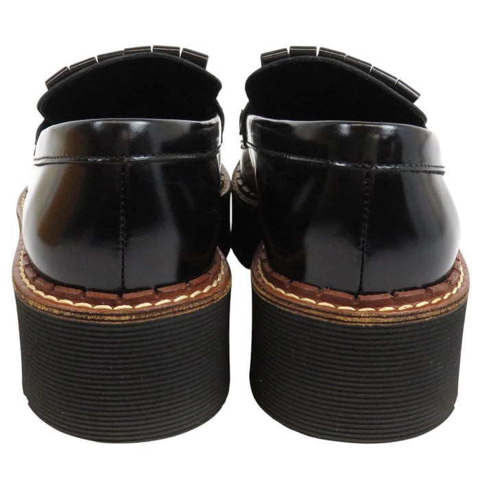 TOD’S 
ケイト フリンジ レザー 
KATE タッセル ローファー