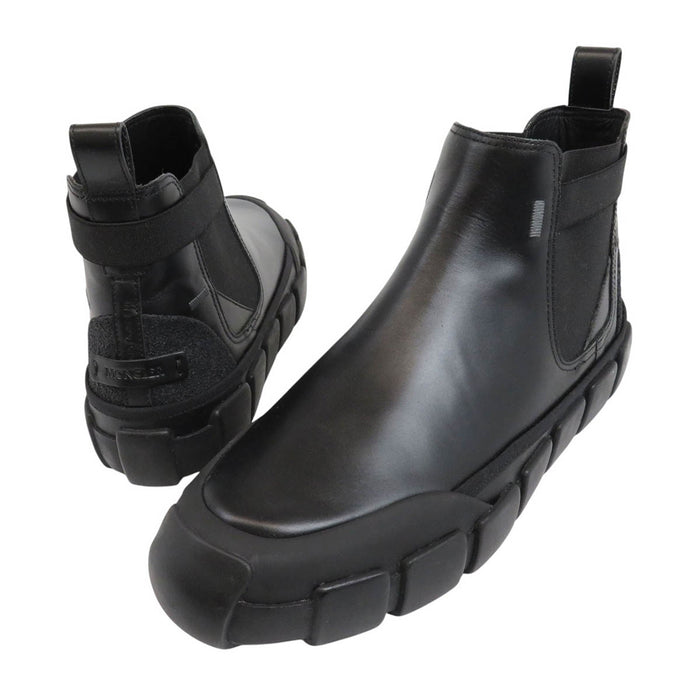 MONCLER 
Logo Leather 
MATTHEW SCARPA Side Gore Short Boots