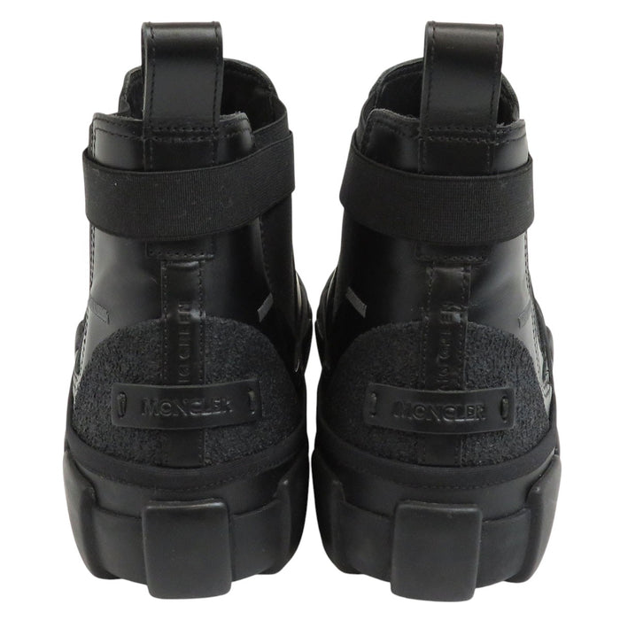 MONCLER 
ロゴ レザー 
MATTHEW SCARPA サイドゴア ショートブーツ