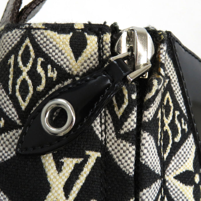 LOUIS VUITTON 
LV 1854 ロゴ レースアップ 
スタートレイル アンクルブーツ 
モノグラム