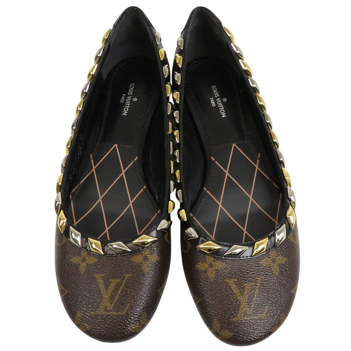 LOUIS VUITTON 
LV レザー スタッズ 
モノグラム フラット パンプス