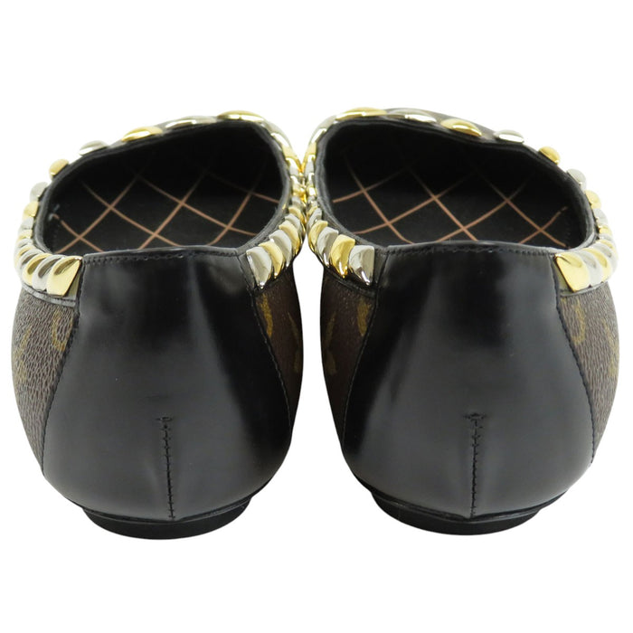 LOUIS VUITTON 
LV レザー スタッズ 
モノグラム フラット パンプス