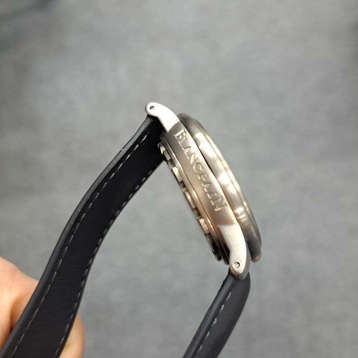 【WHOLESALES】
Blancpain 
サービスケース　ギャランティ(無記入)　サービスギャランティ