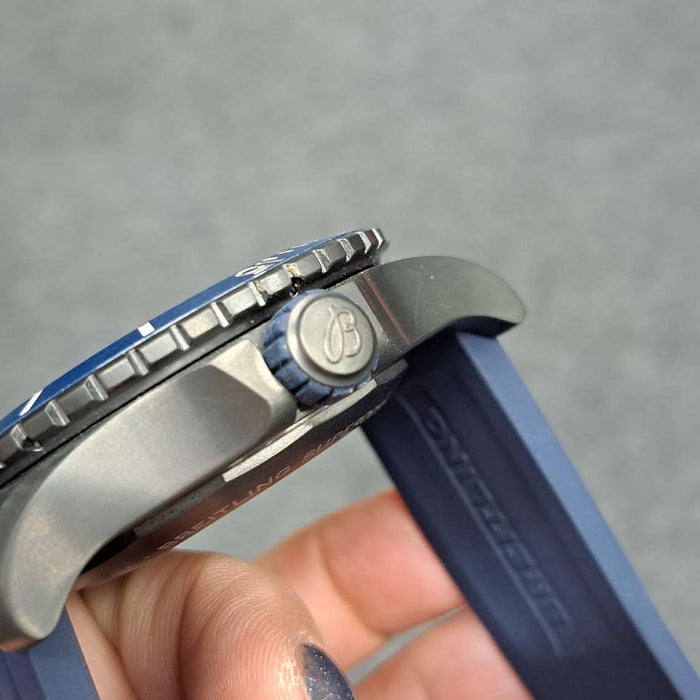 【WHOLESALES】
BREITLING 
箱　保　クロノメーター証