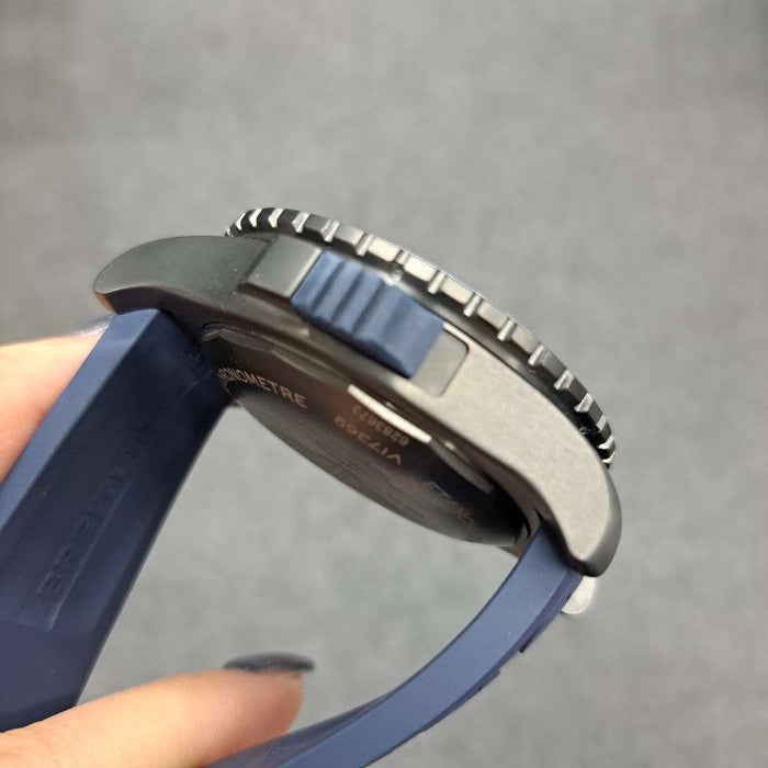 【WHOLESALES】
BREITLING 
箱　保　クロノメーター証