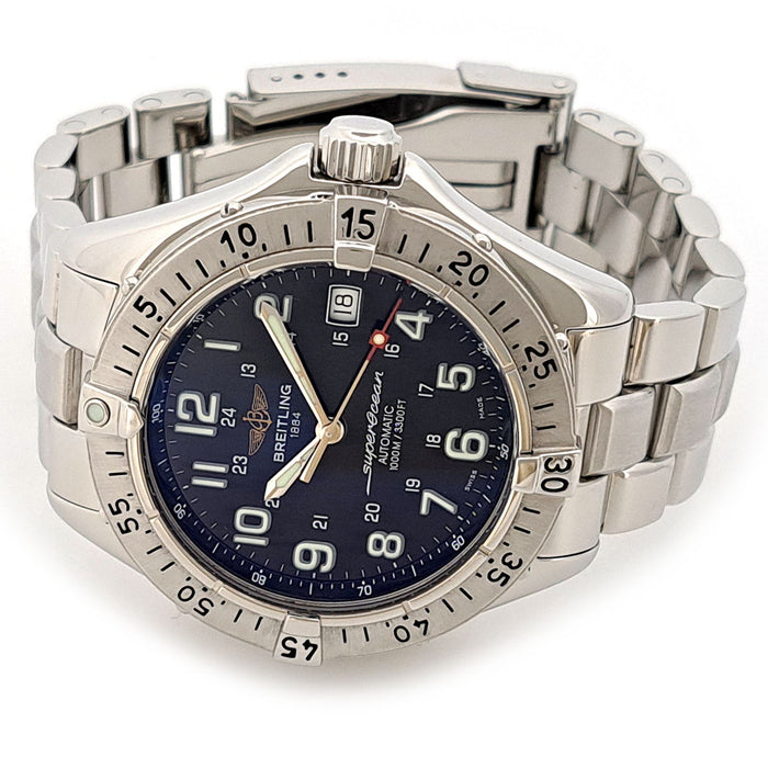 BREITLING 
Super Océan Date 
Avec boîte et certificat