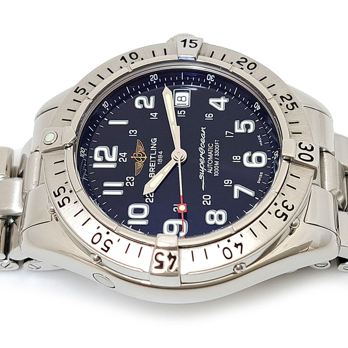 BREITLING 
Super Océan Date 
Avec boîte et certificat
