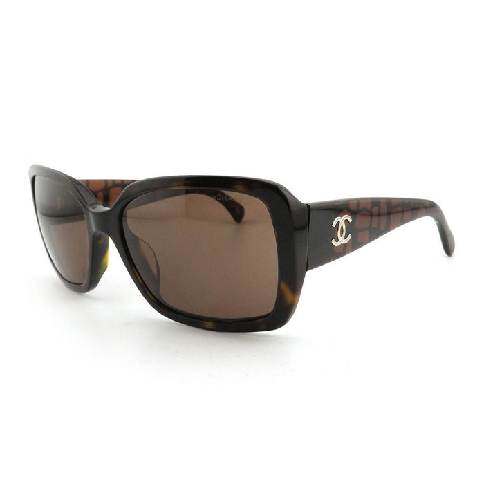 CHANEL 
COCO CC Logo 
Coco Mark Sunglasses