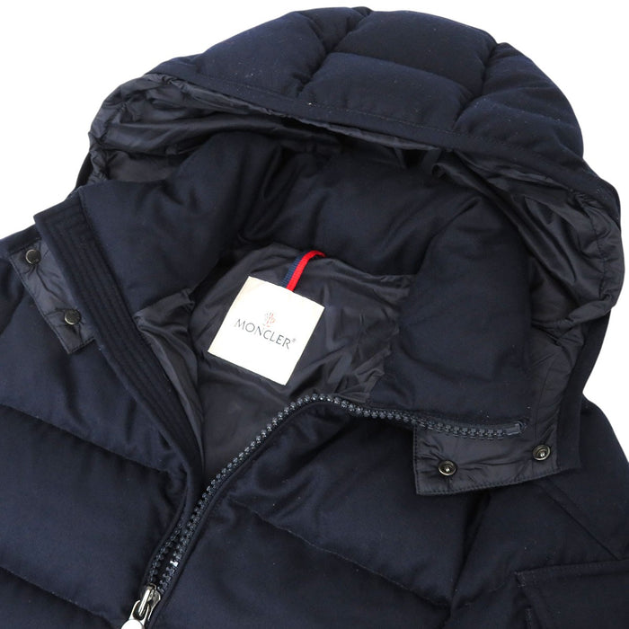 MONCLER 
ワッペン フード ダブルジップ ウール 
MONTGENEVRE モンジュネーブル ダウンジャケット
