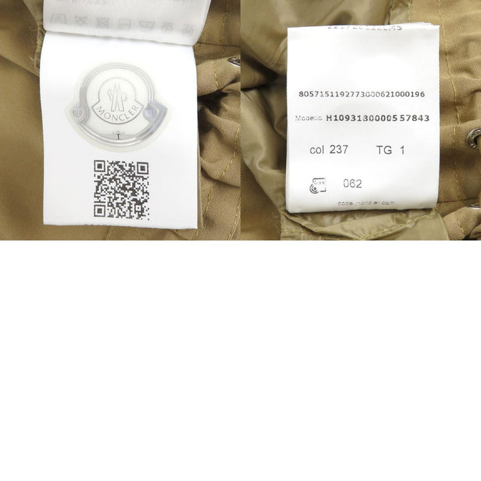 MONCLER 
Écusson Capuche Bouton Logo Polyester fabriqué en 2022 
TREBERON Veste à capuche Treberon