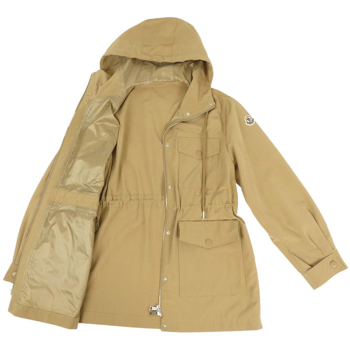 MONCLER 
Écusson Capuche Bouton Logo Polyester fabriqué en 2022 
TREBERON Veste à capuche Treberon