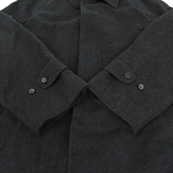 BURBERRY 
ロゴボタン 裏地チェック柄 
ウール コート