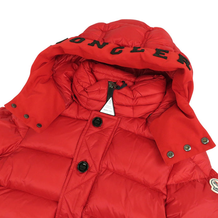 MONCLER 
Écusson logo en nylon 
Doudoune enfant JOURDAN