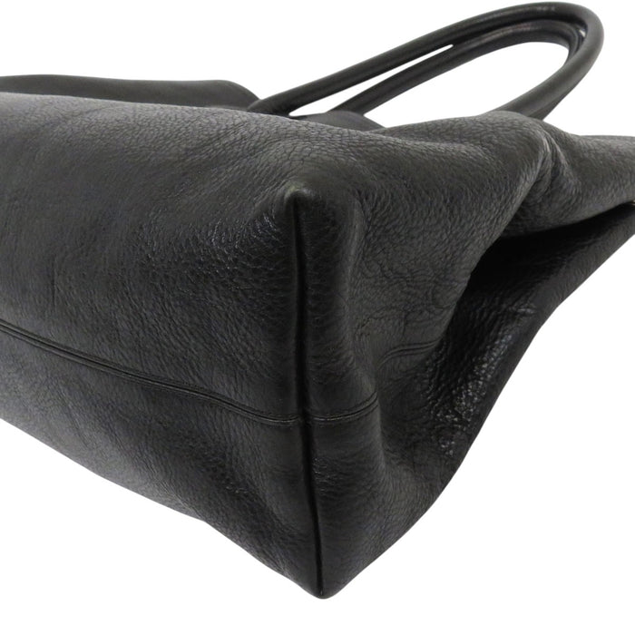 CHROME HEARTS 
CH ダガージップ レザーパッチ スクロールラベル ロゴ シルバー 
3セメタリークロス ダブルスナップ トートバッグ