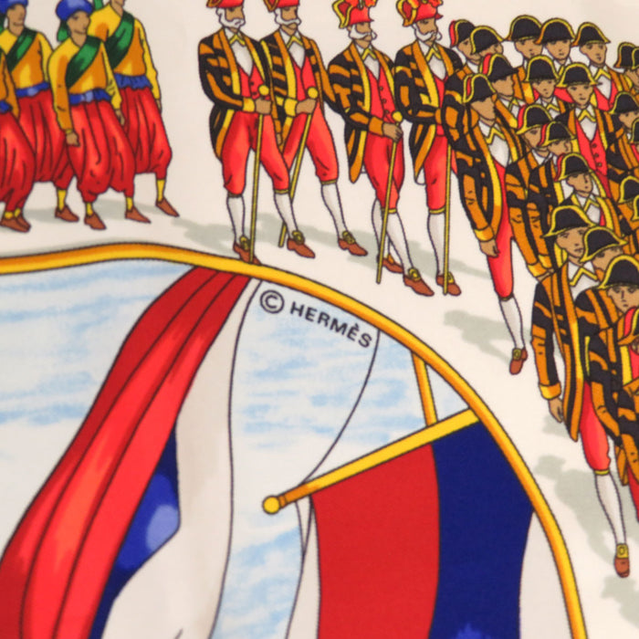 HERMES 
スカーフ 大判 シルク 
カレ 90 GRAND CORTEGE A MOSCOU モスクワ大行進