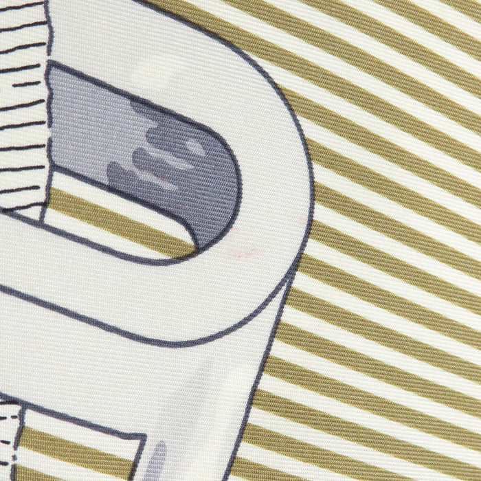 HERMES 
Scarf Large Silk 
Carré 90 Mors a Jouets Horse Bit