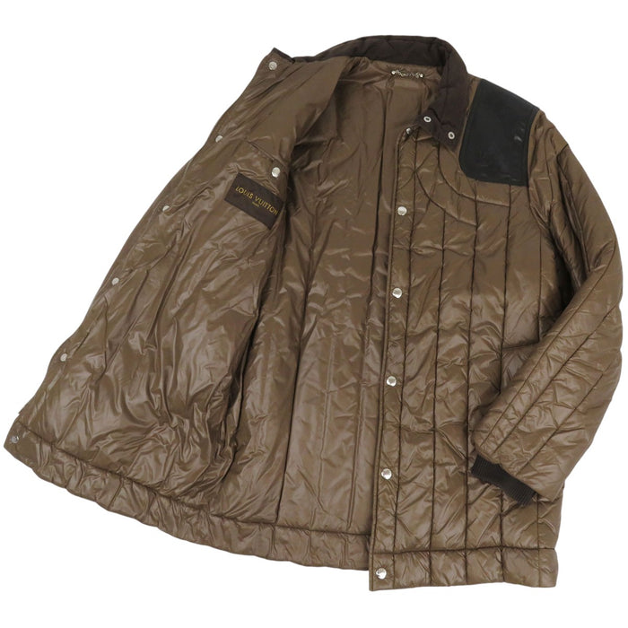 LOUIS VUITTON 
LV ロゴ ハイネック ナイロン レザー RM082M MNPK40PA5 
ナイロン レザー 中綿 ジャケット