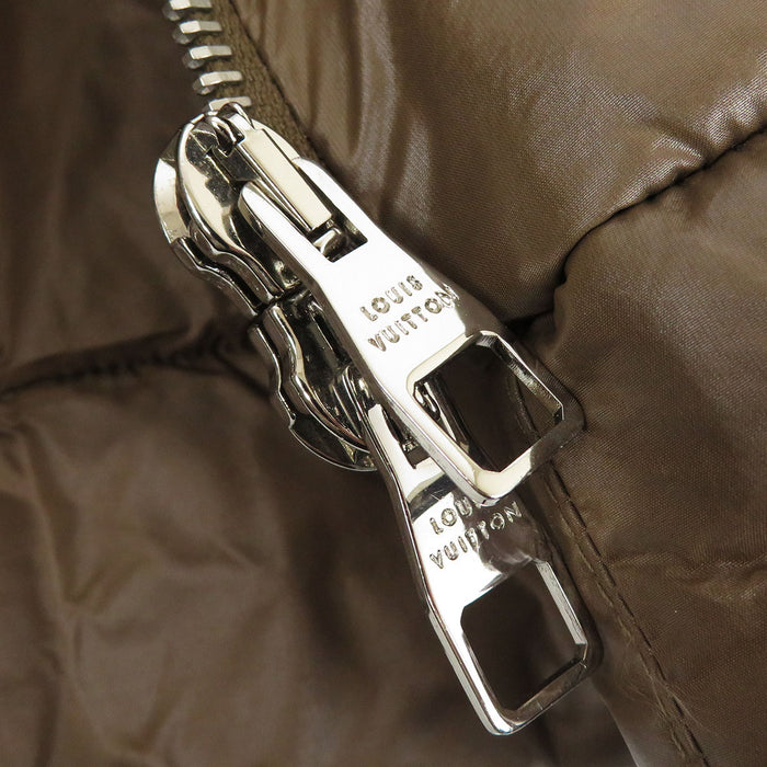 LOUIS VUITTON 
LV ロゴ ハイネック ナイロン レザー RM082M MNPK40PA5 
ナイロン レザー 中綿 ジャケット