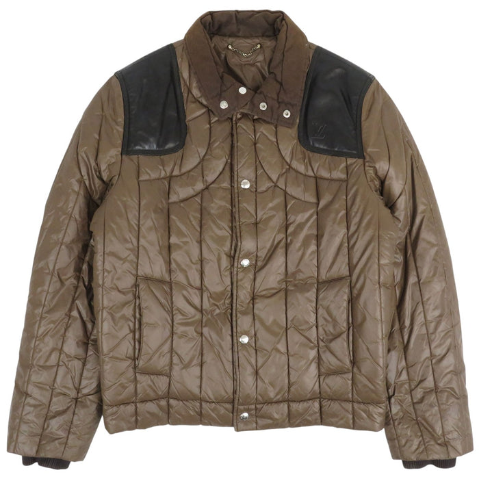 LOUIS VUITTON 
LV ロゴ ナイロン ハイネック RM082M MNB340PA5 
レザー ミックス 中綿 ジャケット