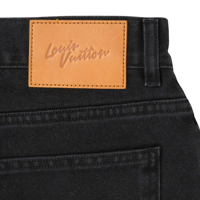 路易威登  
SLIM LV 標誌 棉質 HHD81WRDH  
修身牛仔褲