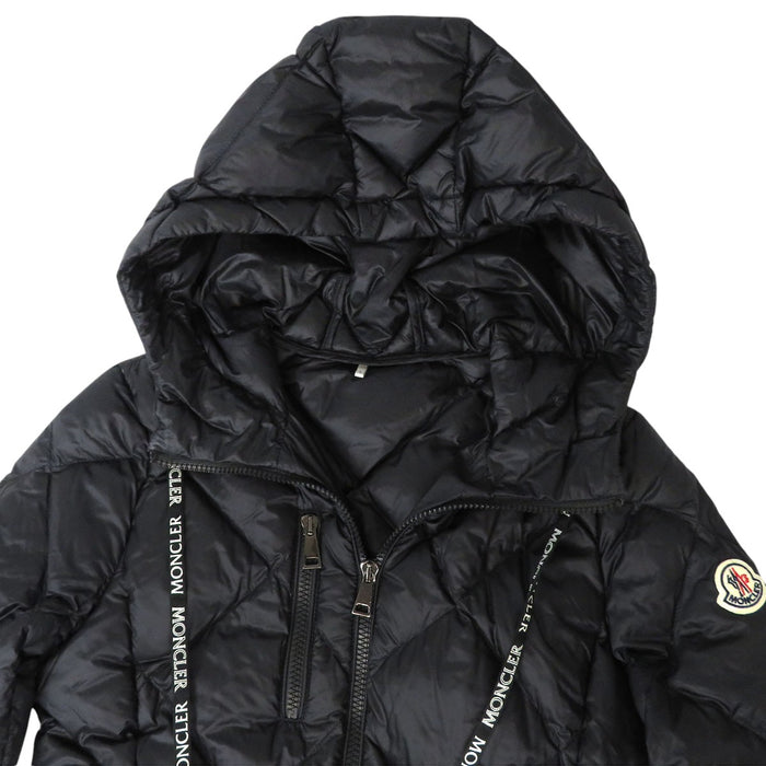 MONCLER 
ロゴ ワッペン ナイロン キルティング 
SUVEX ソベックス ダウンコート