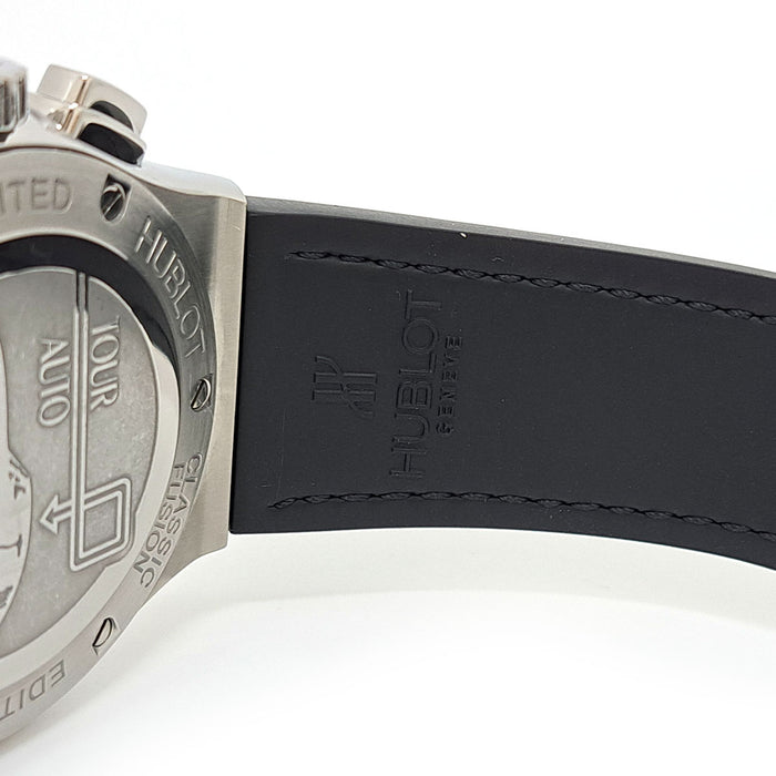 HUBLOT
Classic Fusion Titanio Cronografo Edizione Limitata Mondiale
Con scatola e garanzia